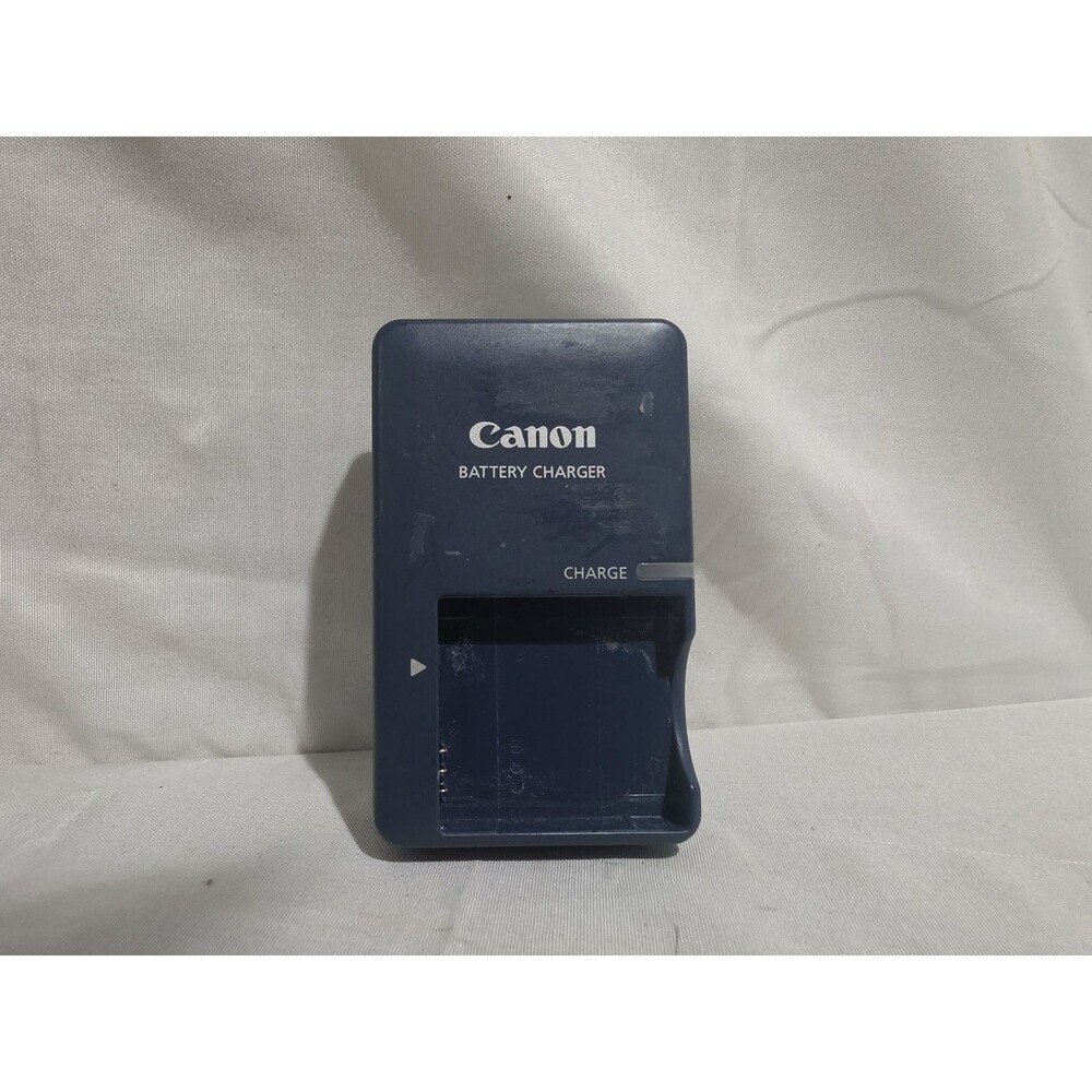 CANON CB-2LV  Battery Charger - Excellent Condition